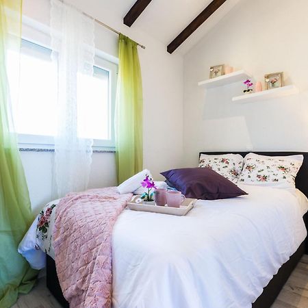 Apartments Mazijini Dvori Zadar Ngoại thất bức ảnh