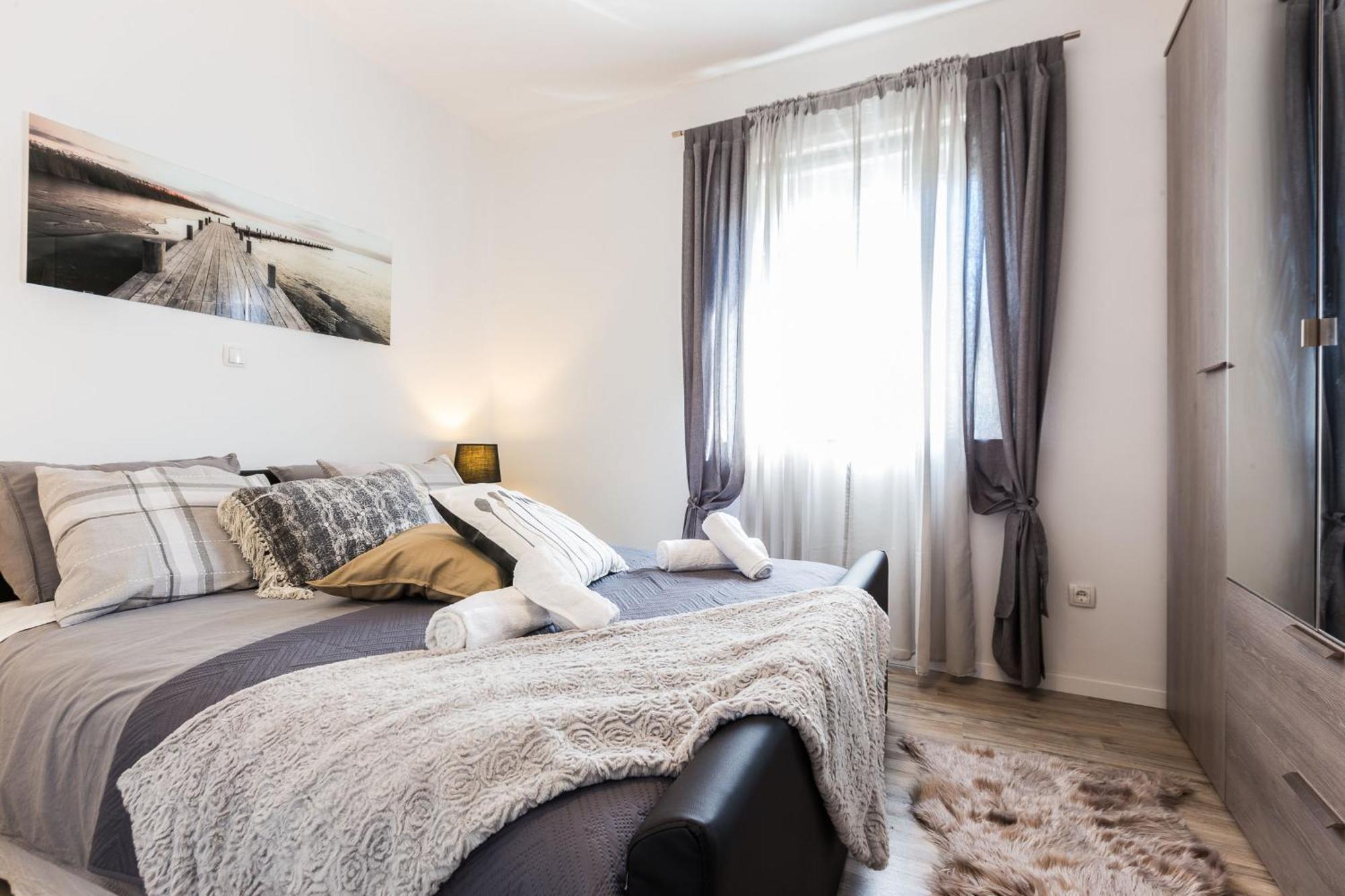 Apartments Mazijini Dvori Zadar Ngoại thất bức ảnh