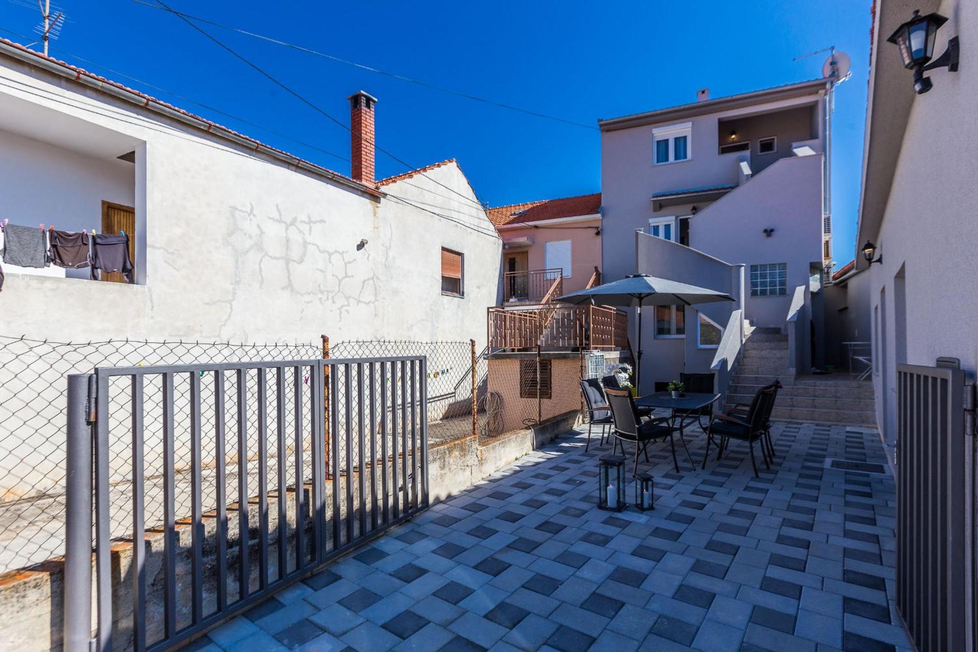 Apartments Mazijini Dvori Zadar Ngoại thất bức ảnh